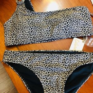 New with tags leopard bikini